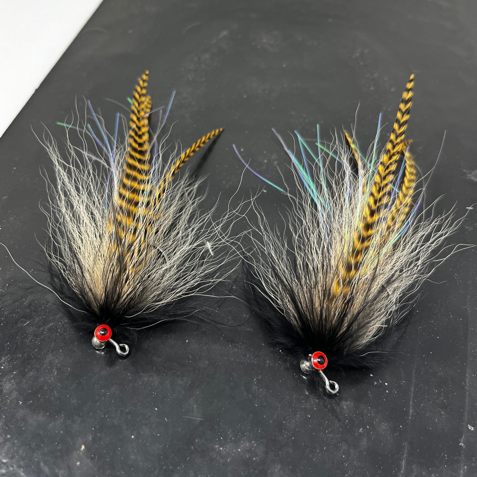 Narrow River Pig 3/0 / Olive/Black