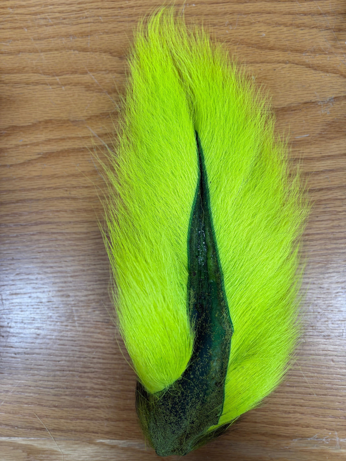 Saltwater Edge Bucktail Standard / Chartreuse