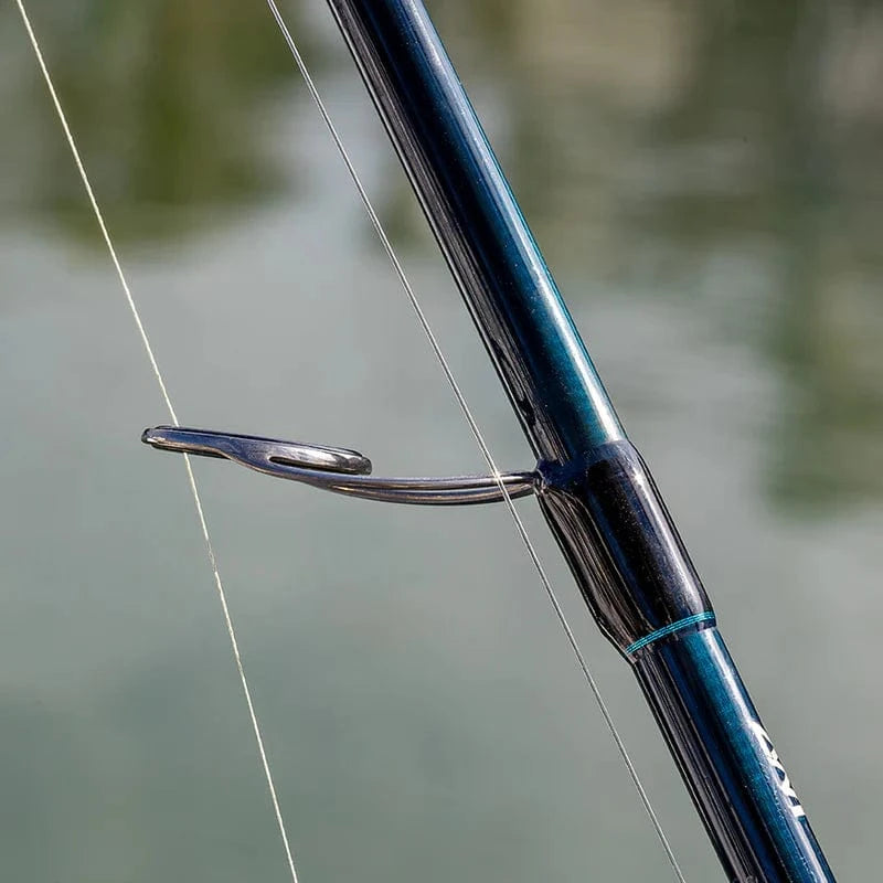 Tsunami Carbon Shield III Spinning Rod 7' 6" Medium Heavy Tsunami Carbon Shield III Spinning Rod 7' 6" Medium Heavy