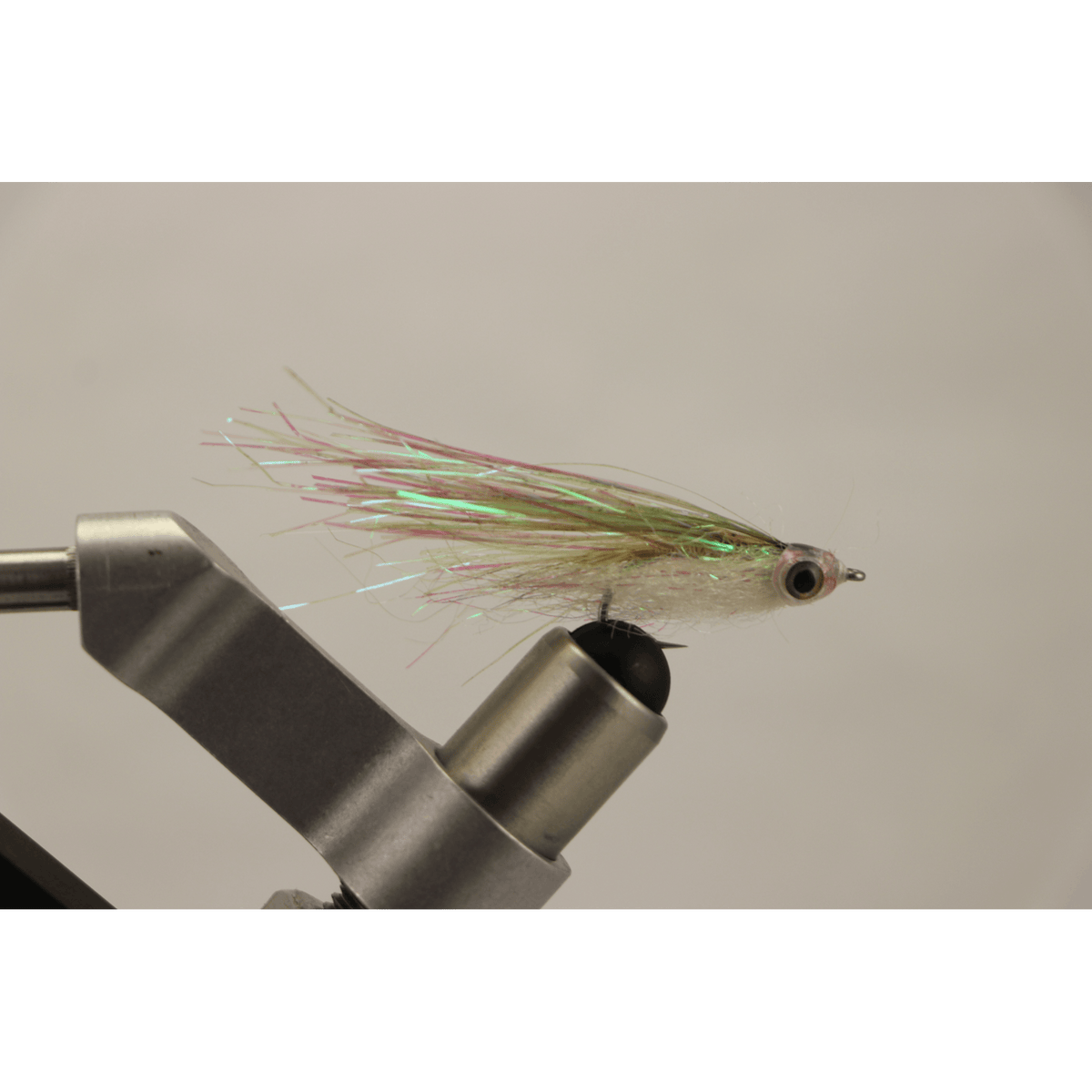 Masked Minnow #04 White/Green