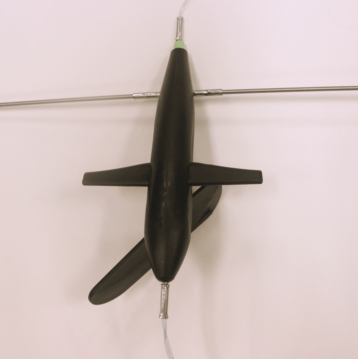 MagicTail Side Tracker Spreader Bars - 24"