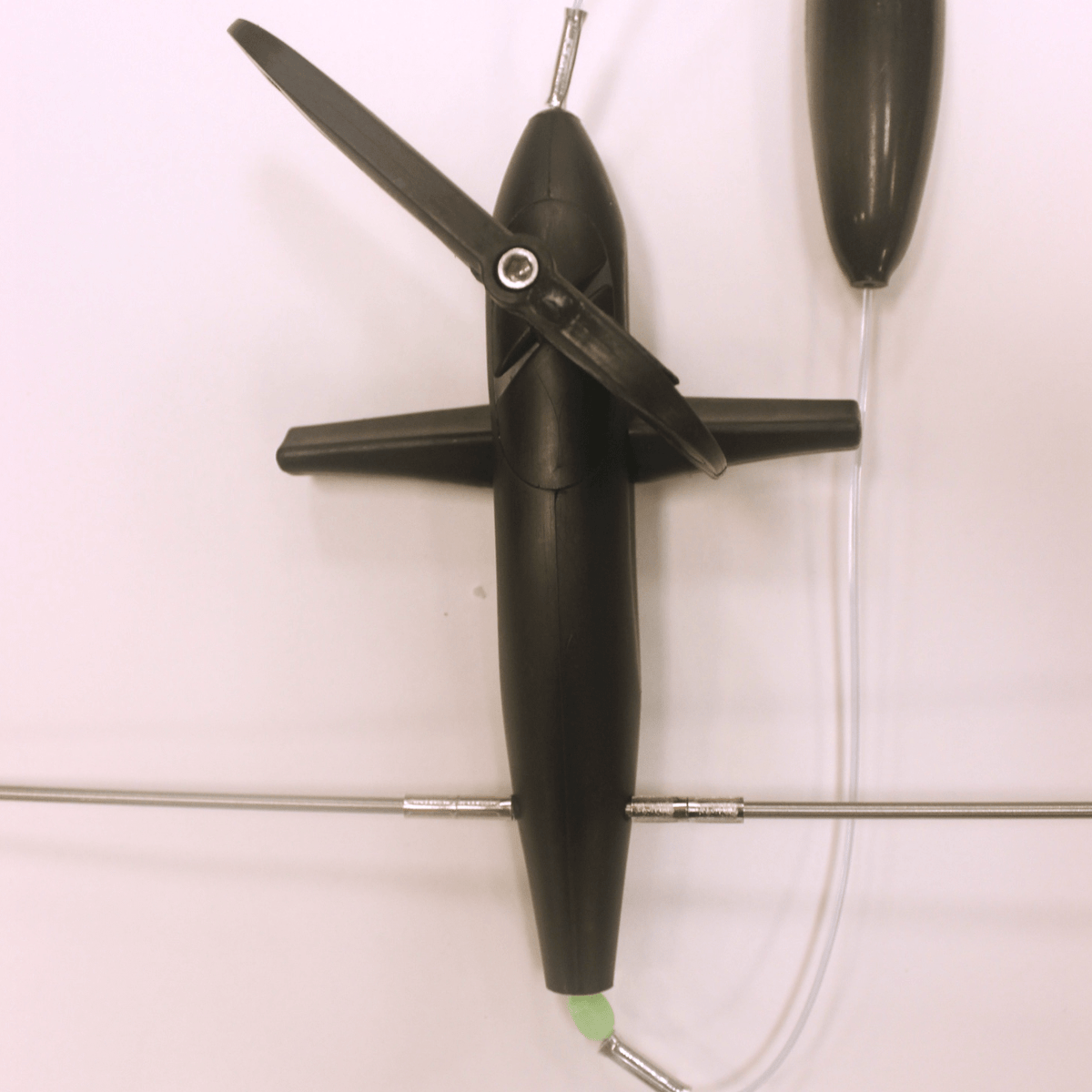 MagicTail Side Tracker Spreader Bars - 24"